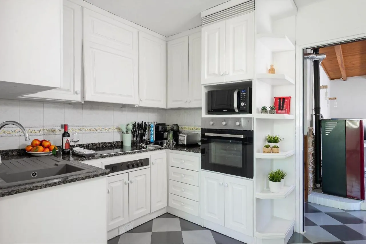 0m² 4 slaapkamer, 2 privé badkamer in Alcudia